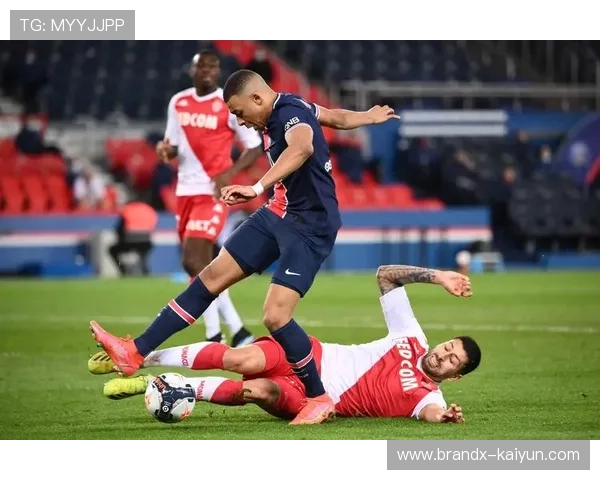 法甲第18轮战罢，巴黎、摩纳哥、马赛形成争冠三强格局